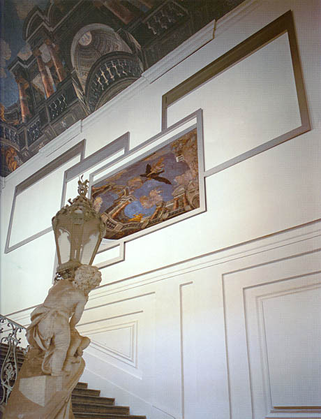 Stiegenaufgang Hochformat