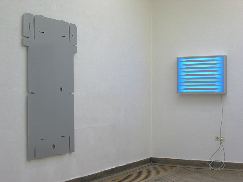 User Surface+CONSUMER DISPLAY